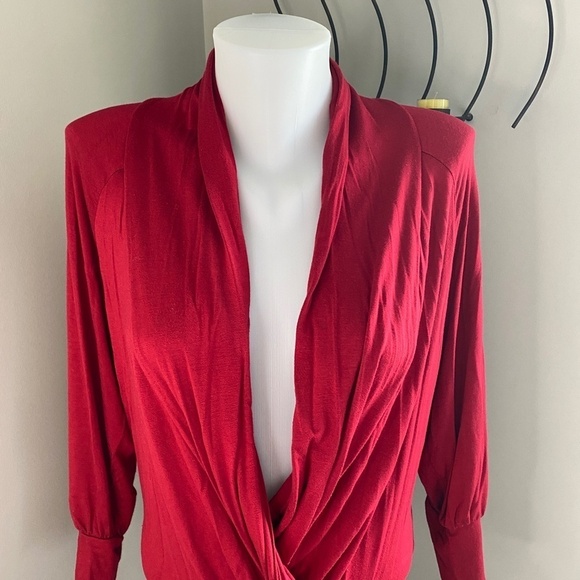 Guess by Marciano Women's Red Ultra Low Draped V-Neck Mock Tie Top Size Small - Picture 5 of 13